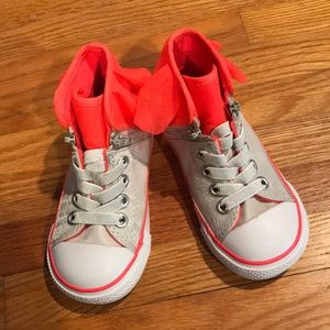 Brand new Converse toddler size 6